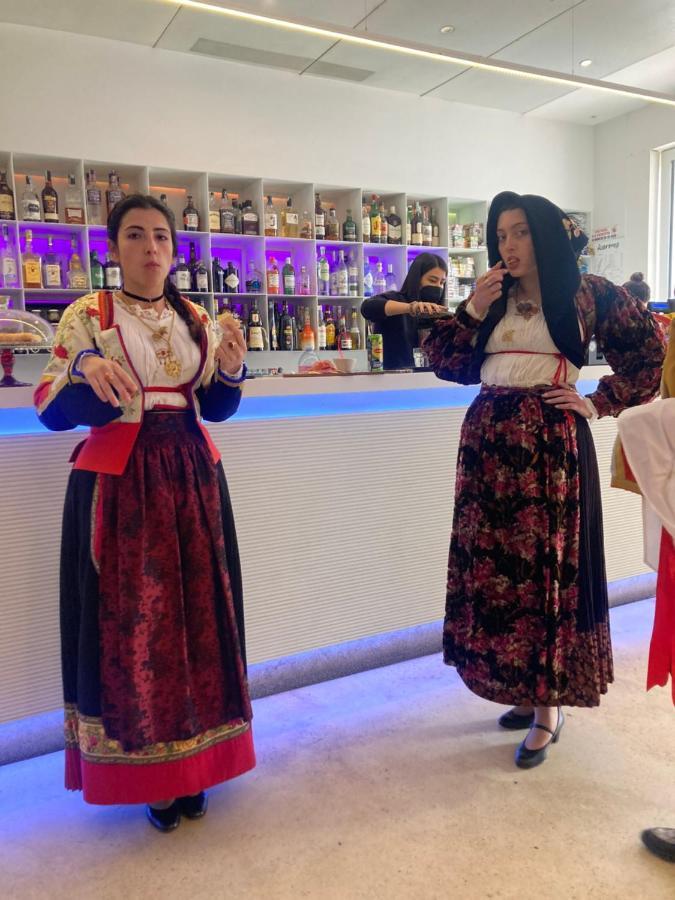 Hotel L'Ancora Ла Калета Екстериор снимка