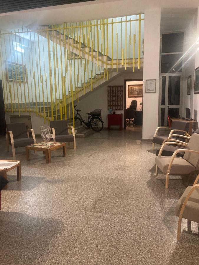 Hotel L'Ancora Ла Калета Екстериор снимка