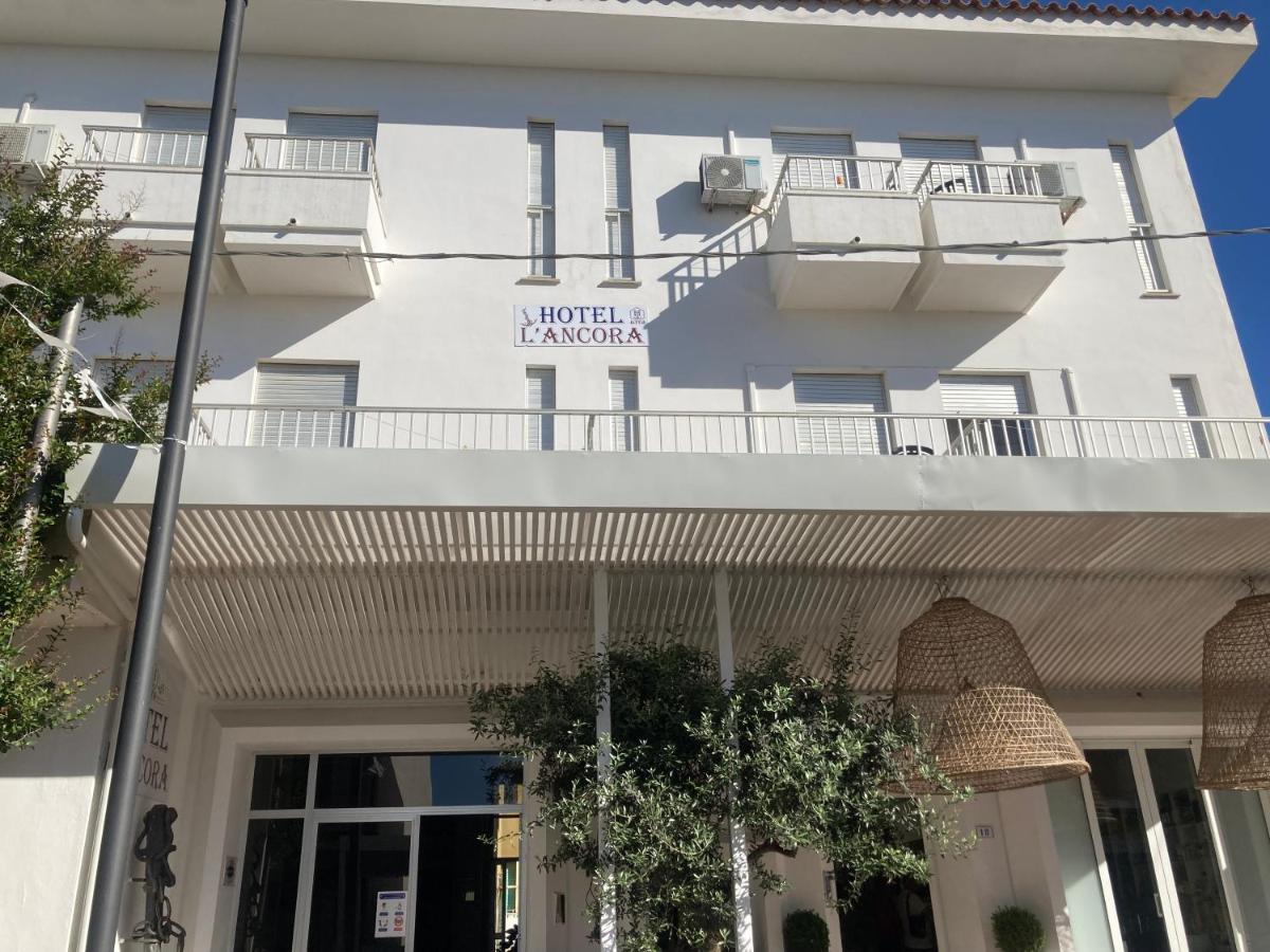 Hotel L'Ancora Ла Калета Екстериор снимка