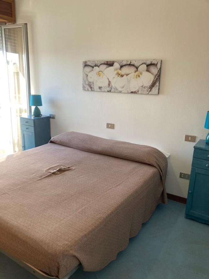 Hotel L'Ancora Ла Калета Екстериор снимка