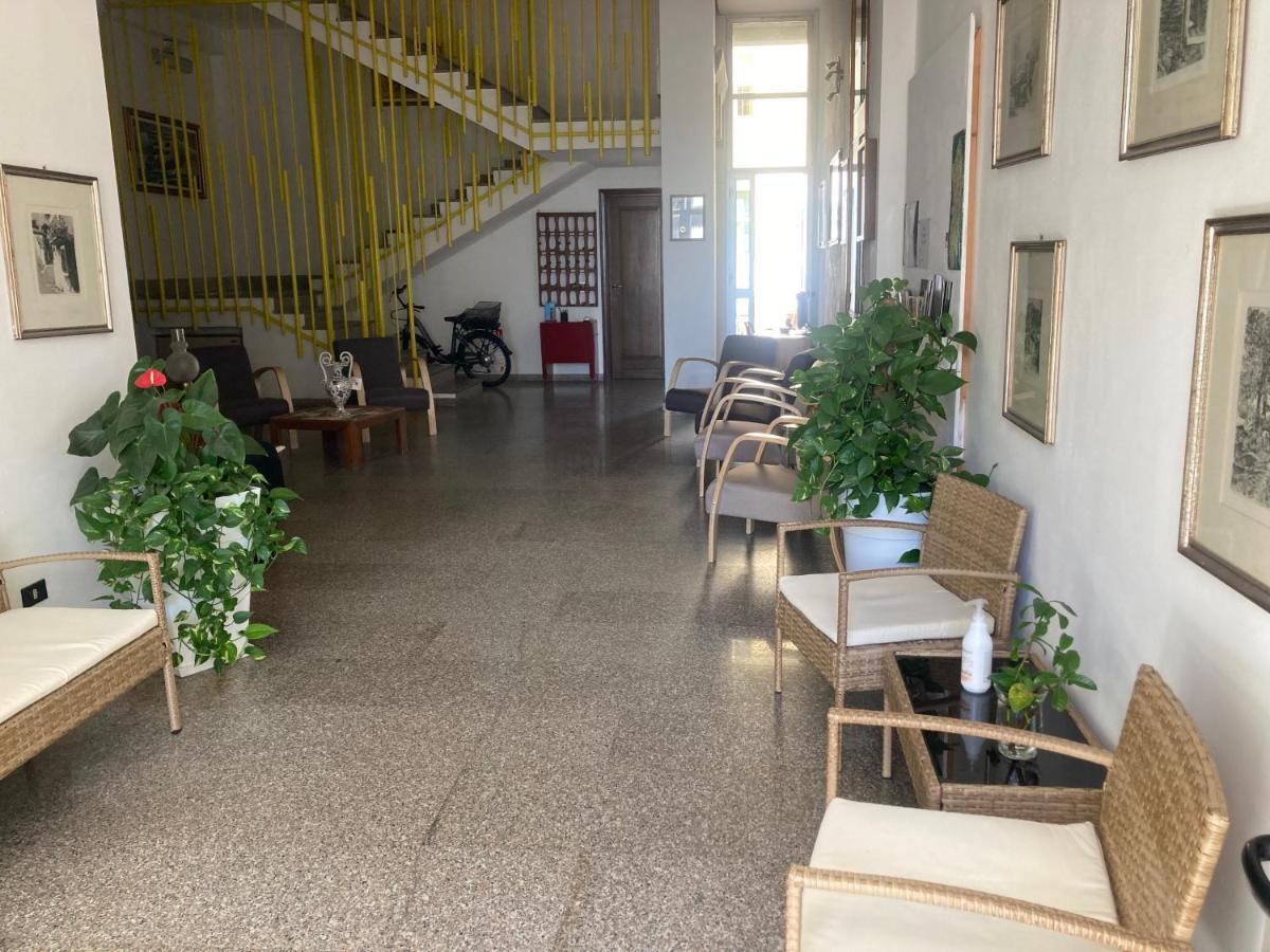 Hotel L'Ancora Ла Калета Екстериор снимка